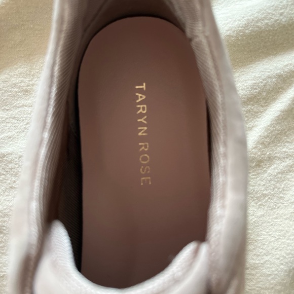 New Taryn Rose Zip Up Sneakers - Picture 9 of 10